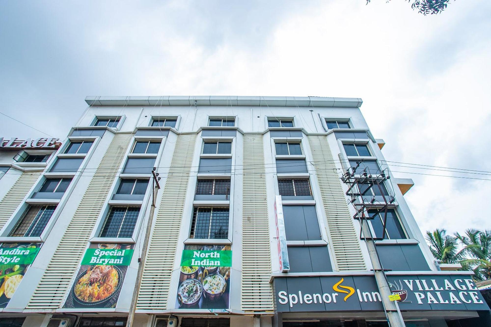 Oyo Splenor Inn Kammasandra Buitenkant foto